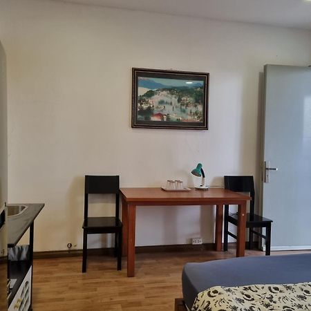 Best Price Ho Guom Apartments For Long Stay ฮานอย ภายนอก รูปภาพ