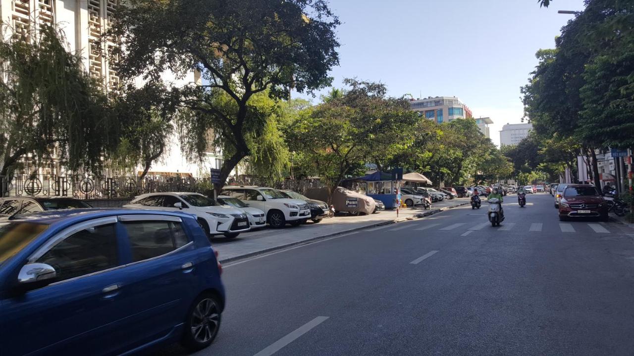 Best Price Ho Guom Apartments For Long Stay ฮานอย ภายนอก รูปภาพ